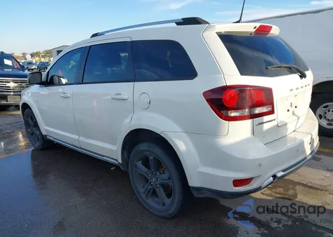 2020 Dodge Journey Crossroad z USA, uszkodzony, nr VIN 3C4PDCGB9LT206775